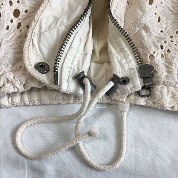 Free People Daisy Jane Ivory Eyelet Bomber Jacket Size Large - Picture 7 of 14